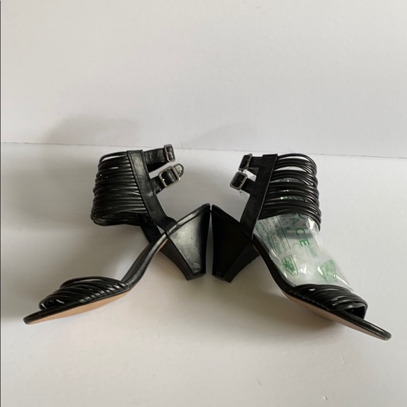 🍒 LE CHATEAU Black Heels !!! - Picture 6 of 8